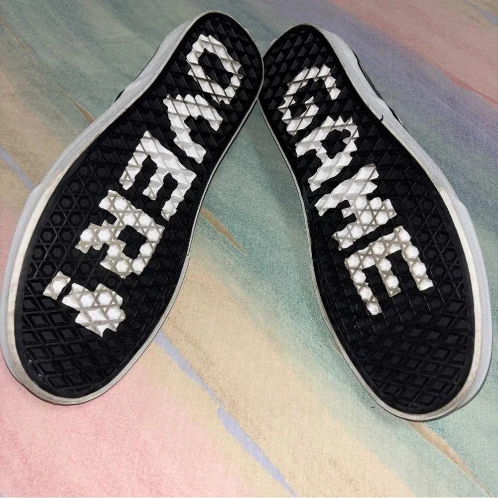 VANS X NINTENDO Zelda Parisian Night Slip Ons men’s size 10
